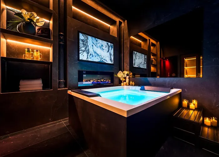 Argentum Boutique & Hotel