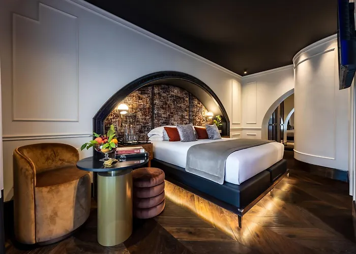 Hotel Argentum Boutique & Rom