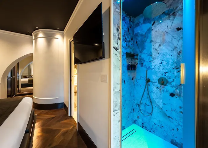 Argentum Boutique & 4*