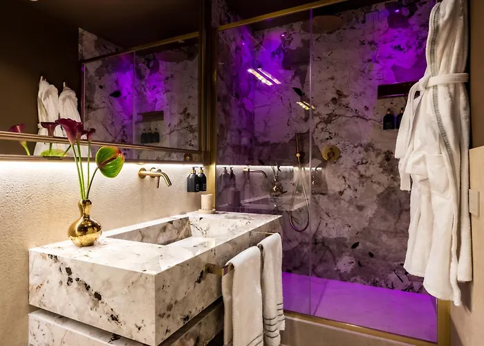 Argentum Boutique & Hotel